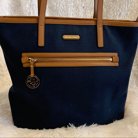 MICHAEL KORS TOE BAG - Picture 2 of 11